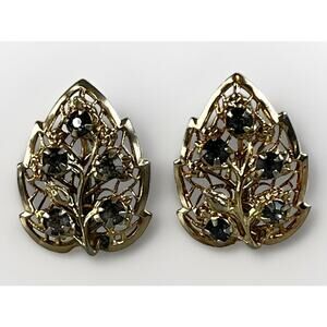 VTG Filigree Gold Tone Screw On Earrings With Smoke Gray Rhinestone Accents